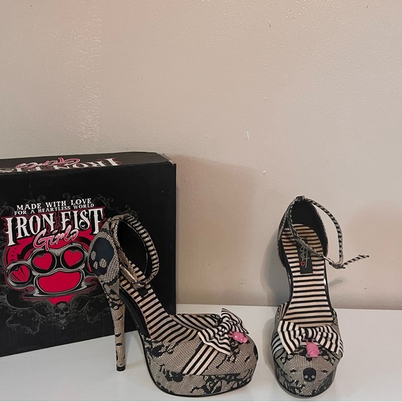 Iron Fist Slingback Platform Stilettos Skull Women’s Size 6 - Picture 6 of 7